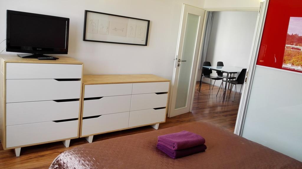 Golden Family Apartments Πράγα Δωμάτιο φωτογραφία