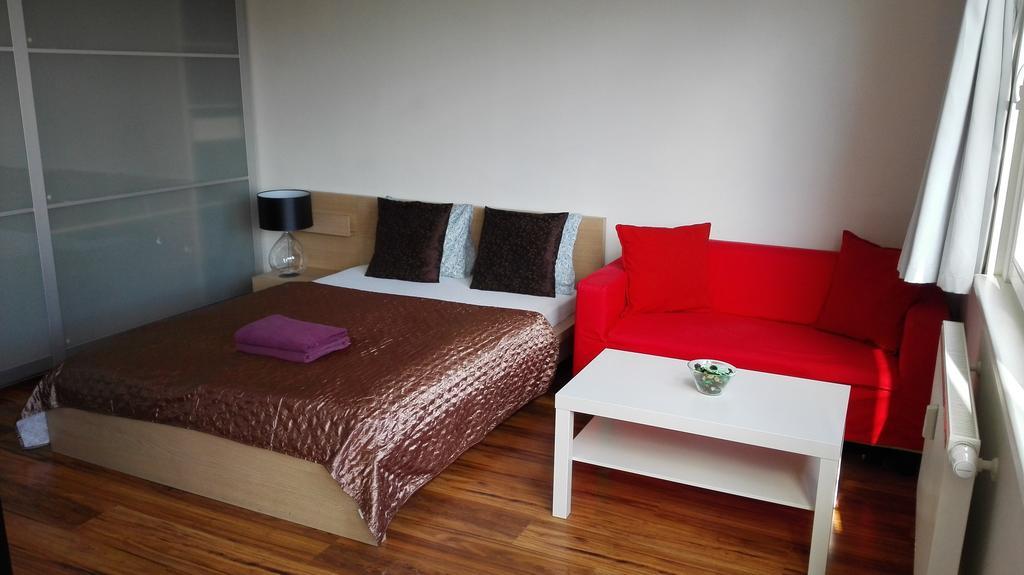 Golden Family Apartments Πράγα Δωμάτιο φωτογραφία