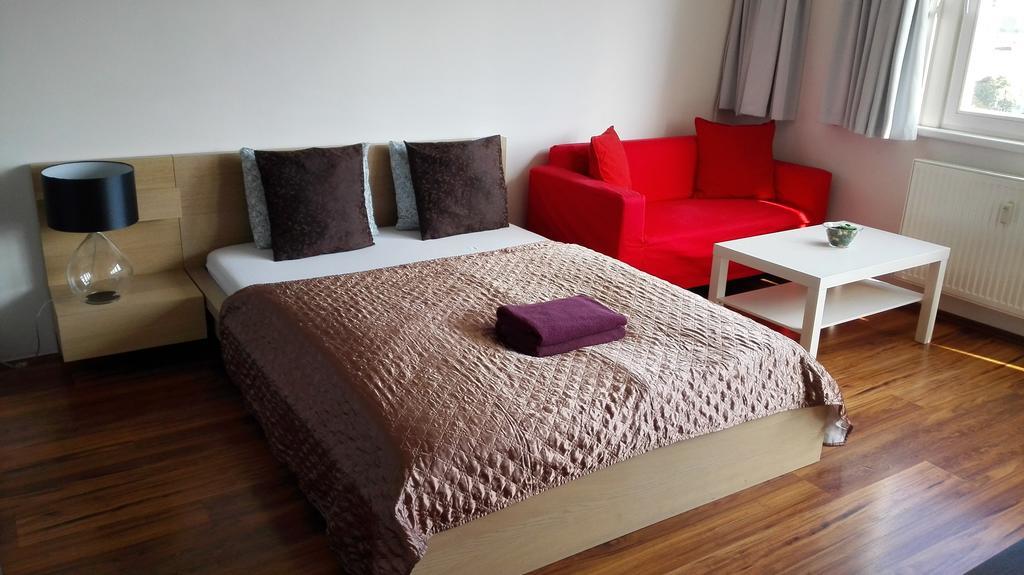 Golden Family Apartments Πράγα Δωμάτιο φωτογραφία
