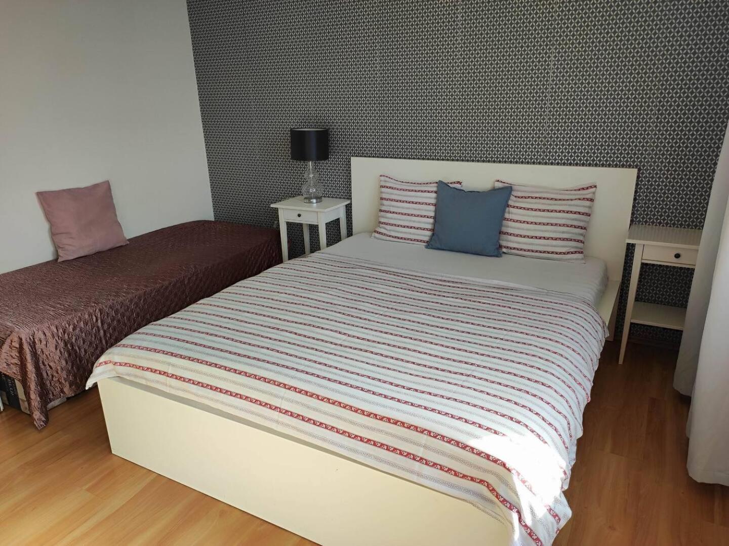 Golden Family Apartments Πράγα Εξωτερικό φωτογραφία