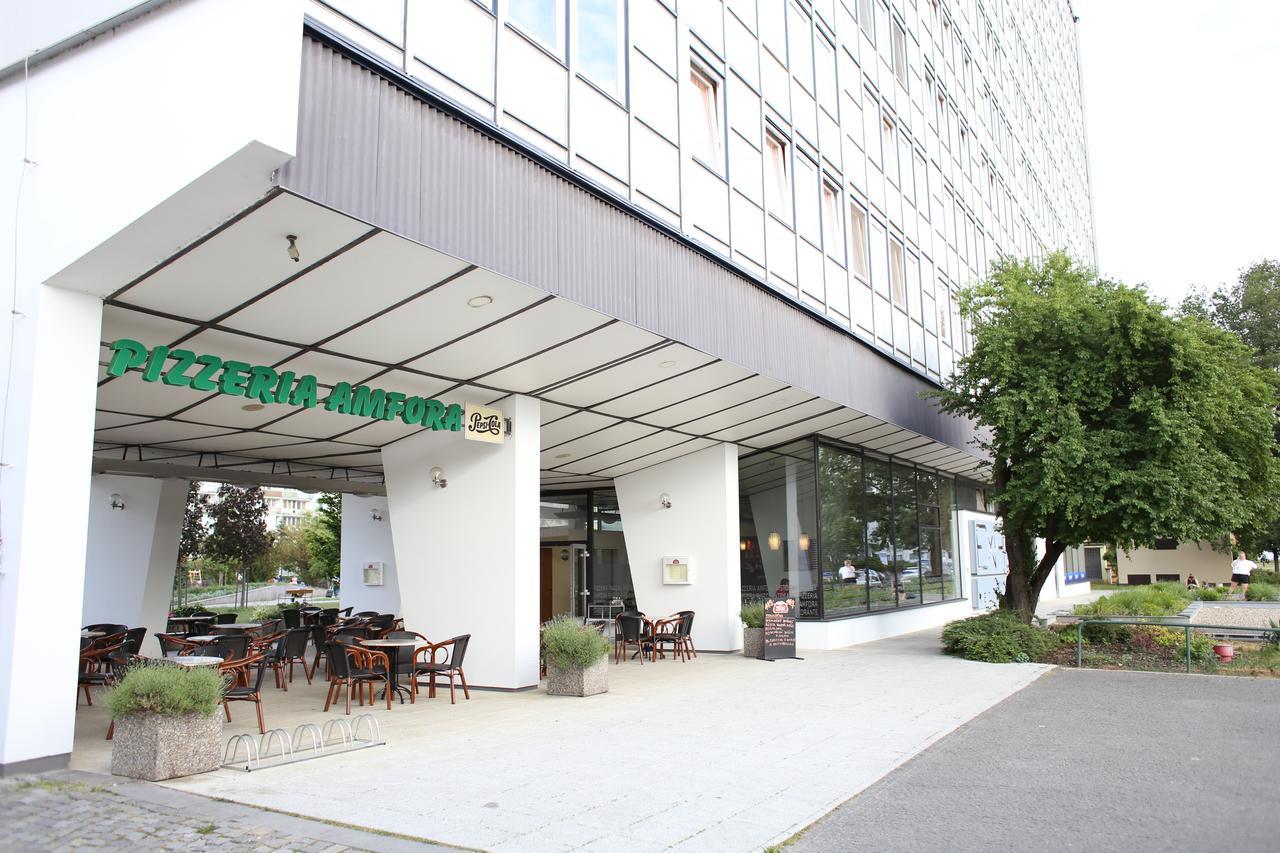 Golden Family Apartments Πράγα Εξωτερικό φωτογραφία